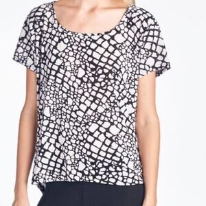 TNO Black and White Snakeskin Career or Casual Top Plus 1X